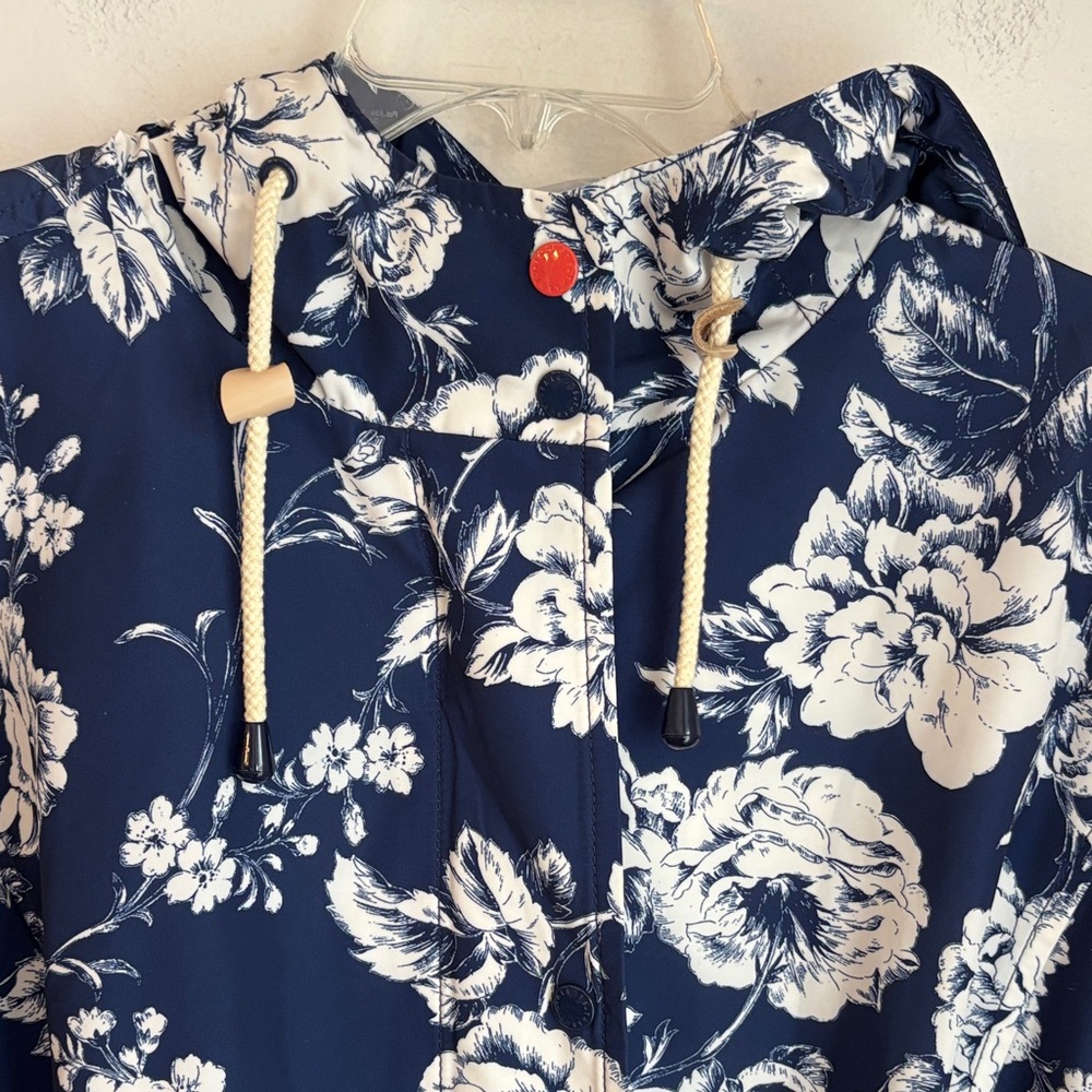 Talbots women Floral Hooded Raincoat Jacket Navy/White mismatch buttons fun 2X - Picture 5 of 11